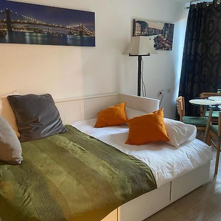 Apt 2/4People Archway/Holloway لندن المظهر الخارجي الصورة