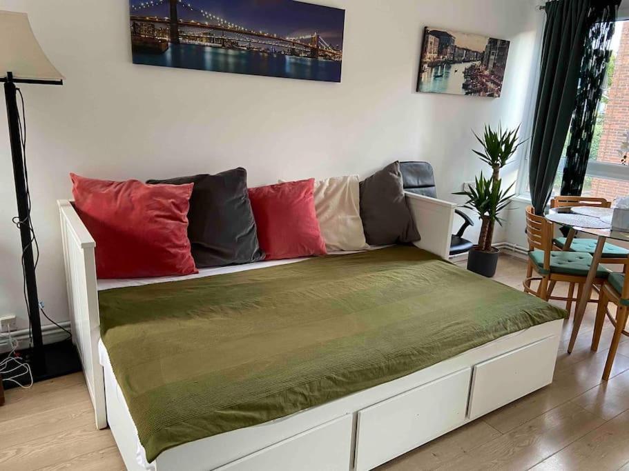 Apt 2/4People Archway/Holloway لندن المظهر الخارجي الصورة