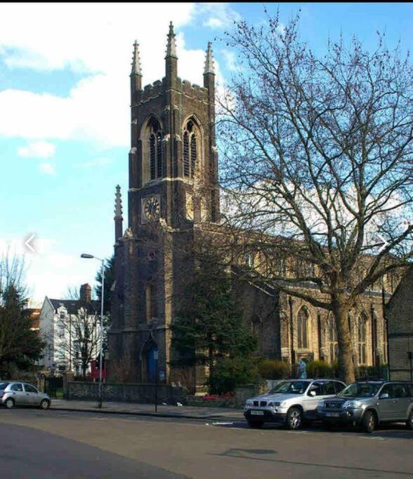 Apt 2/4People Archway/Holloway لندن المظهر الخارجي الصورة